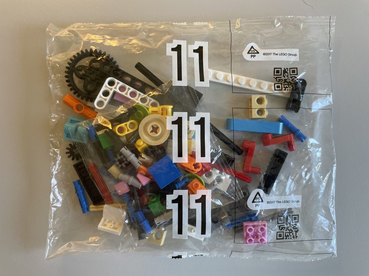 A sealed LEGO polybag marked only with the number 11 and a 2017 copyright